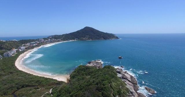Praia De Bombinhas Res Solar Das Bromelias Kültér fotó